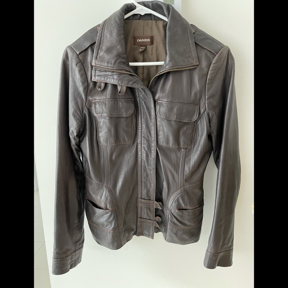 Leather jacket - Picture 1 of 3